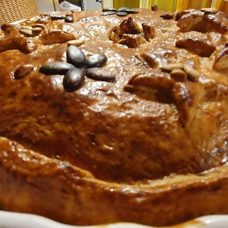 Le Moulin De Laumet Hotel Вик-Фезенсак Екстериор снимка
