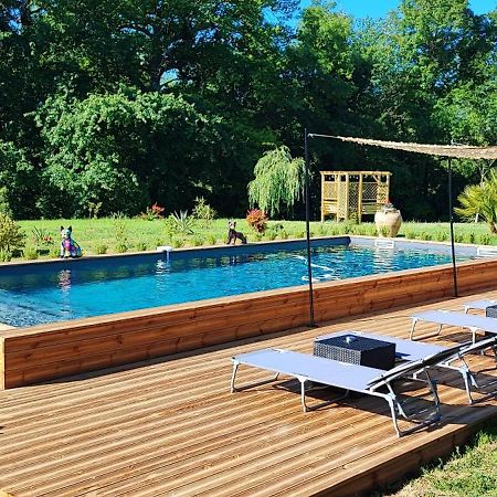 Le Moulin De Laumet Hotel Вик-Фезенсак Екстериор снимка